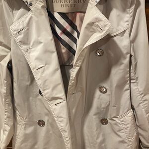 Burberry Cream Trench Coat with Signature Check Lining